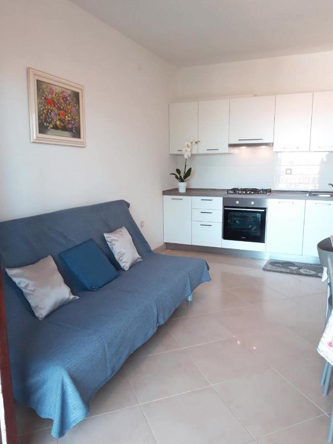 Apartment Silvana Rovigno Esterno foto