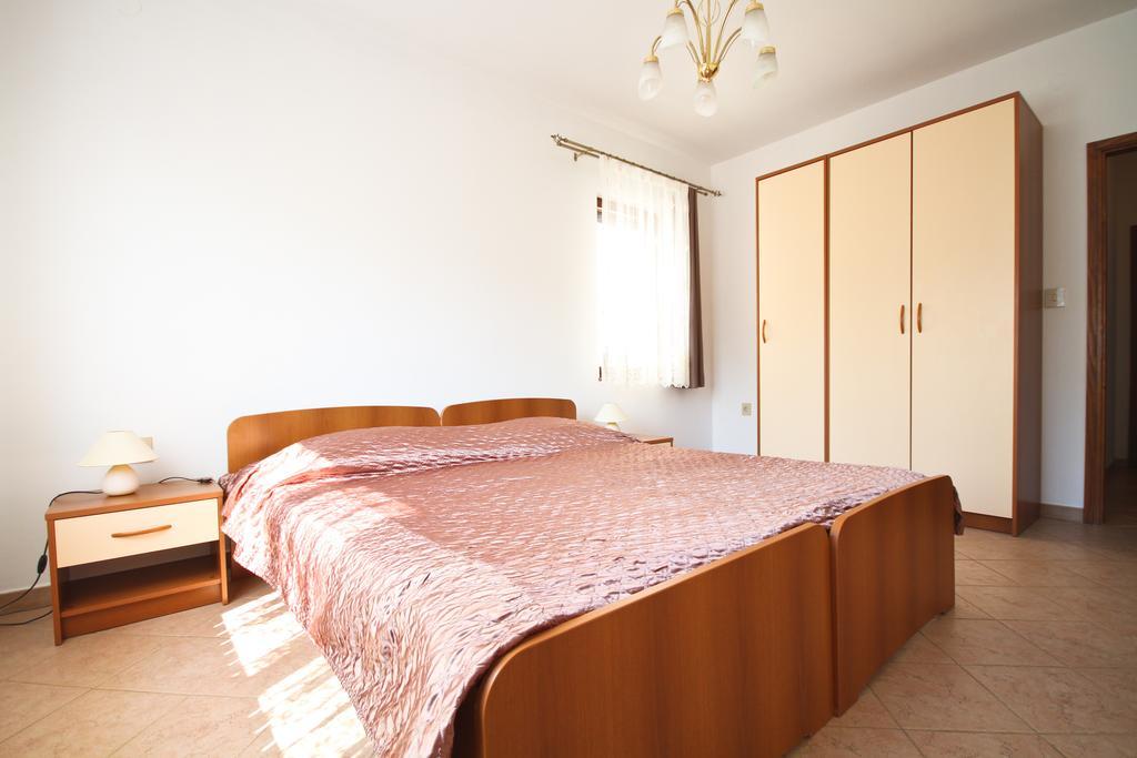 Apartment Silvana Rovigno Camera foto